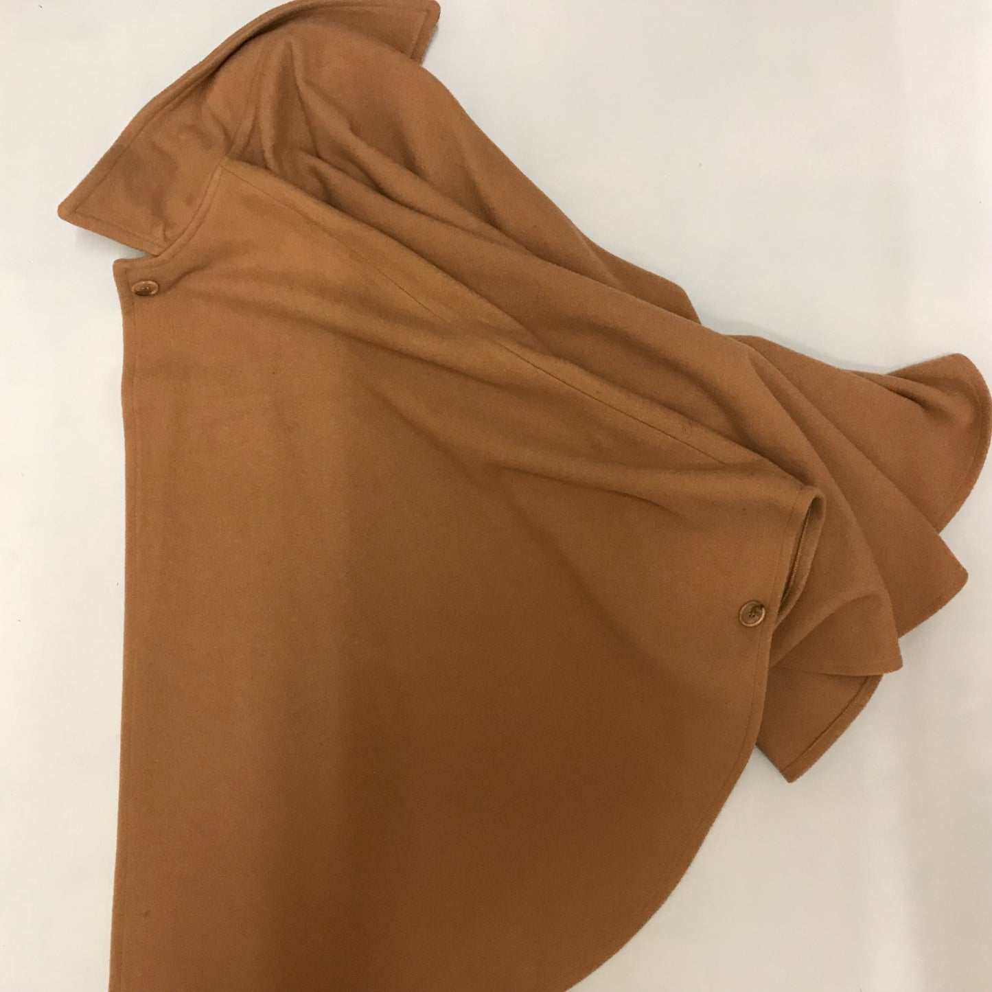Cromford Mill Womens Camel Cape Size Large